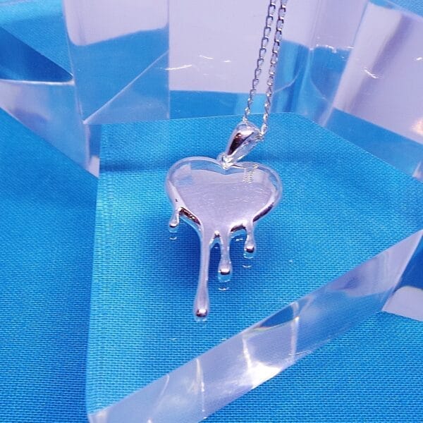 Stunning Sterling SilverMelting Heart Pendant