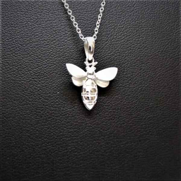 Stunning Sterling Silver Bee Necklace